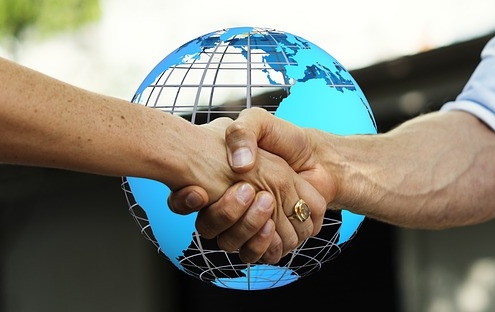 copywriting-clicks-move-prospects-fear-trust-copywriter-collective