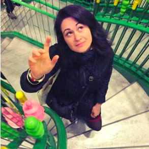 clara-french-copywriting-montreal-canada-copywriter-collective clara-french-copywriting-montreal-canada-copywriter-collective
