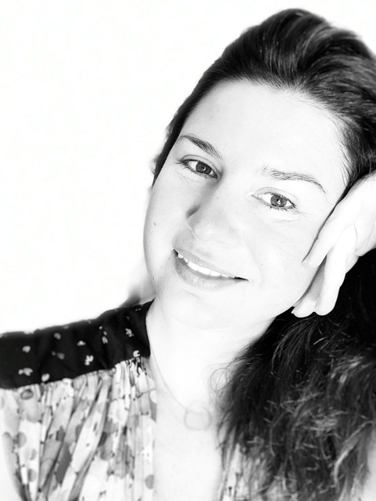anita-english-copywriter-quebec-copywriter-collective Anita English Copywriter Québec Canada